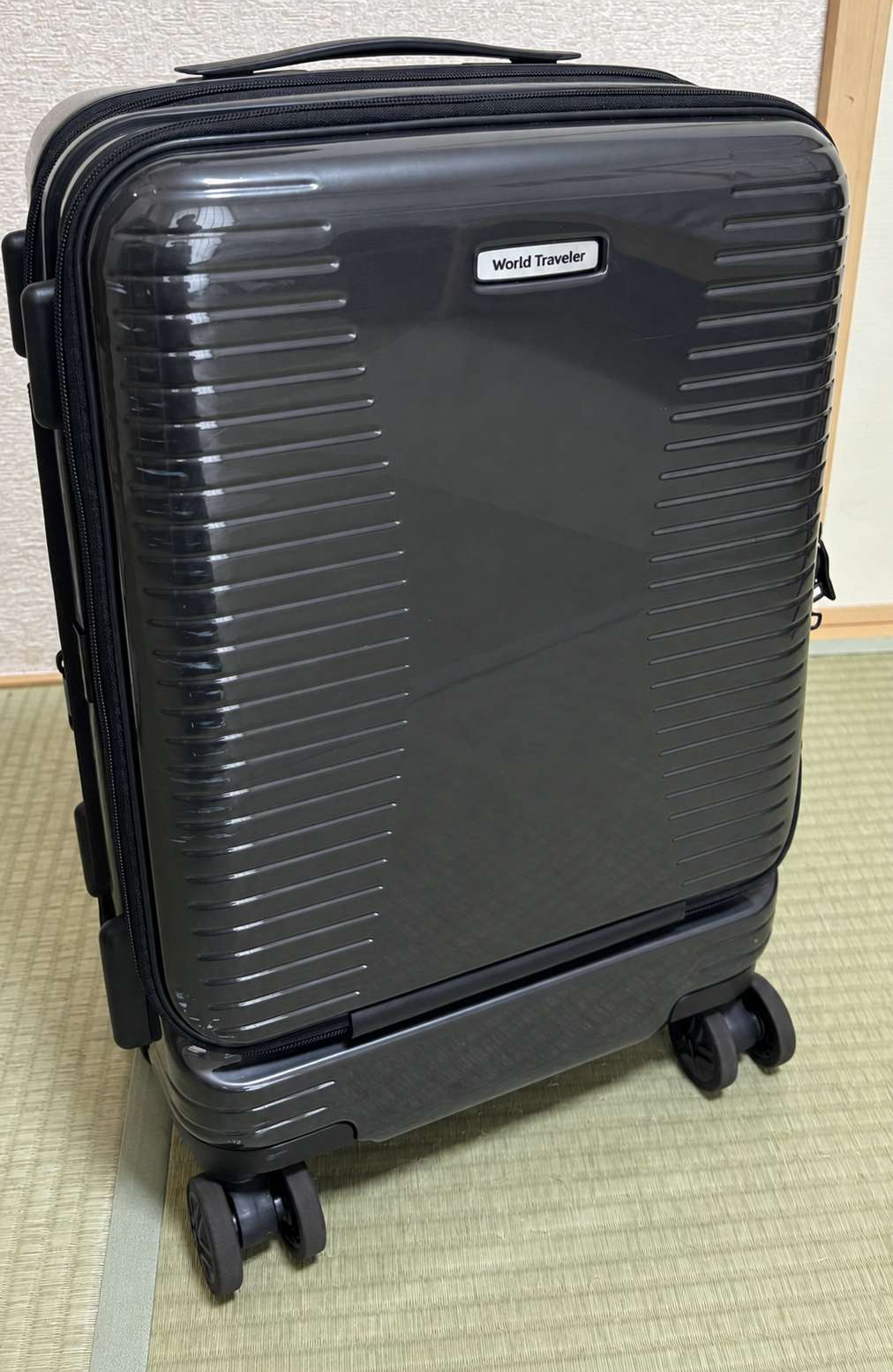 3年使っているACE World Traveler「プリマス 06701」